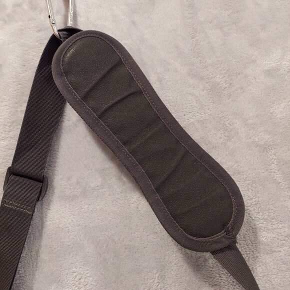 Quiksliver Shoulder Messenger Bag Gray Satchel Computer book School Career Pad - Picture 14 of 15